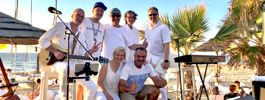 Markus Frieauff With Band And His BelAir In The Mediterranean