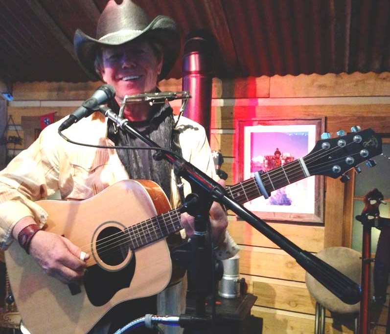 DavidPeel WithGuitar