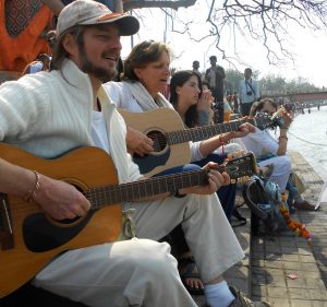 Hardwar Kirtan On The Banks Of The Ganges With Jayadev