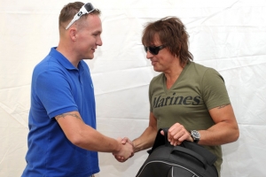 Richie+Sambora+Donates+Guitars+Marines+Brian Mullen